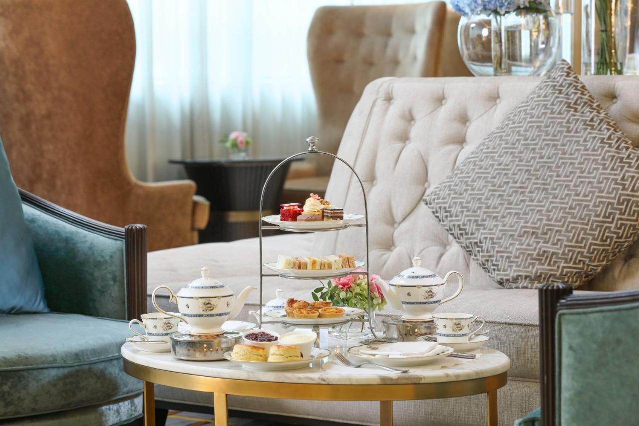 The Ritz-Carlton, Kuala Lumpur Hotel Exterior foto Afternoon tea at The St. Regis Istanbul