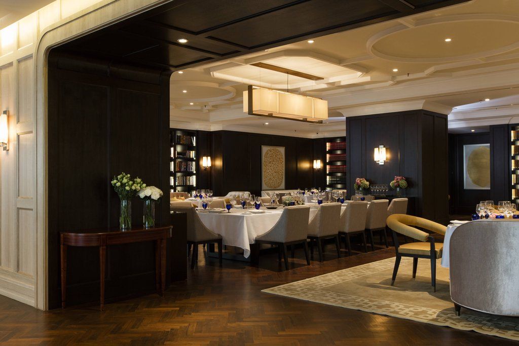 The Ritz-Carlton, Kuala Lumpur Hotel Exterior foto The interior of the restaurant